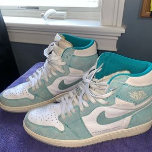 Air Jordan 1 Retro High OG 'Turbo Green'